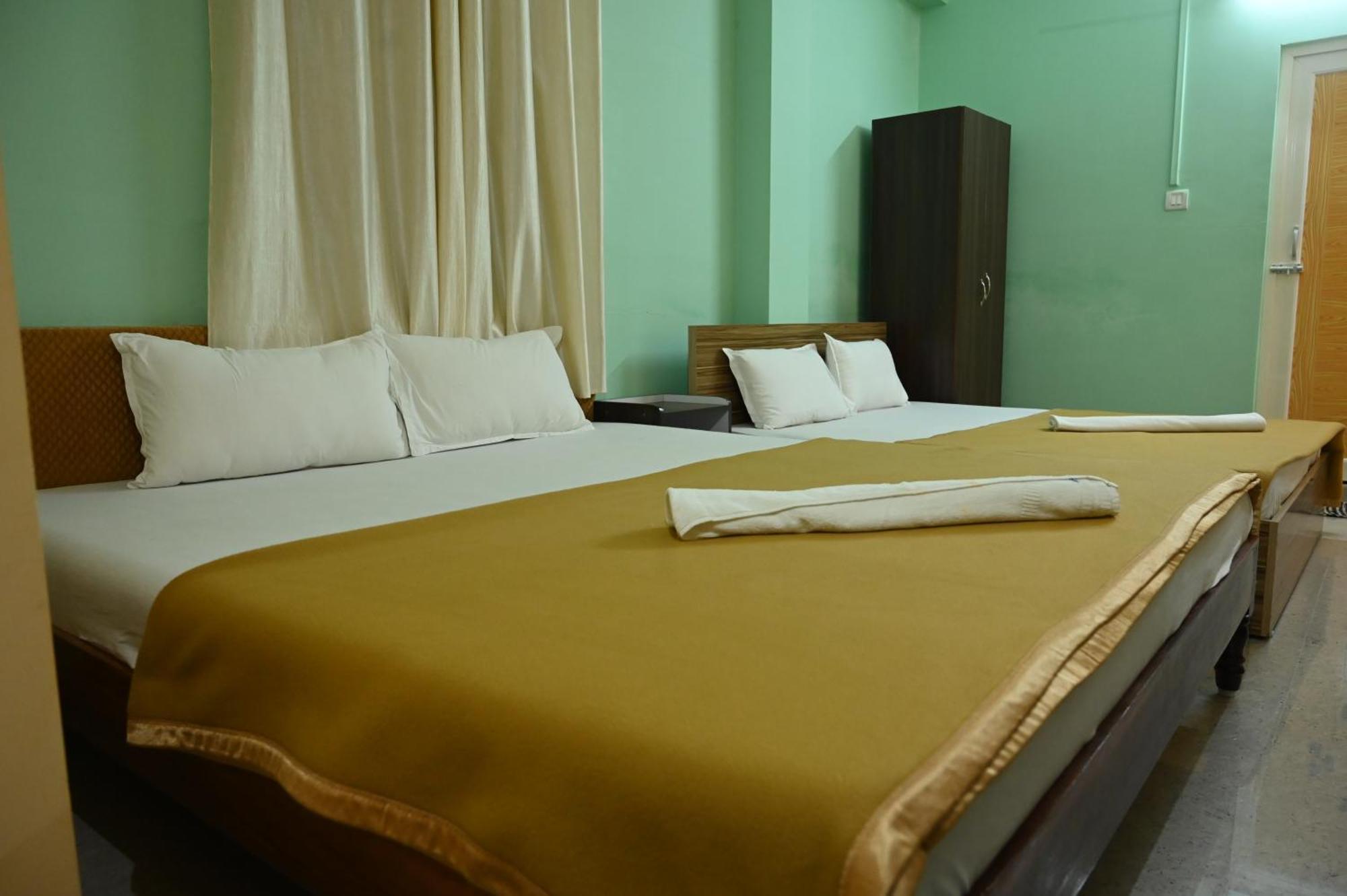 Appartement Royal Seaview Residency à Port Blair Extérieur photo