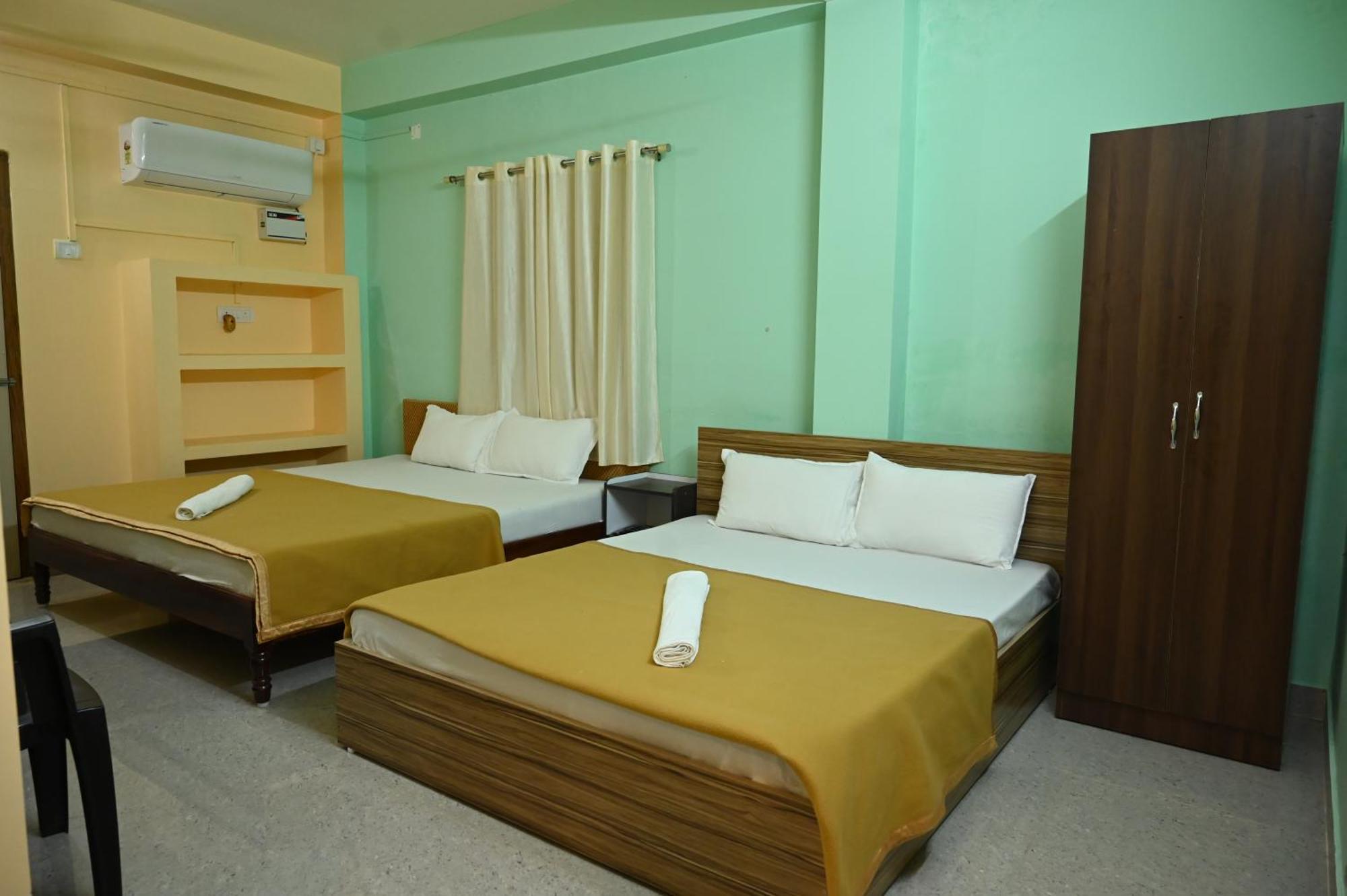 Appartement Royal Seaview Residency à Port Blair Extérieur photo