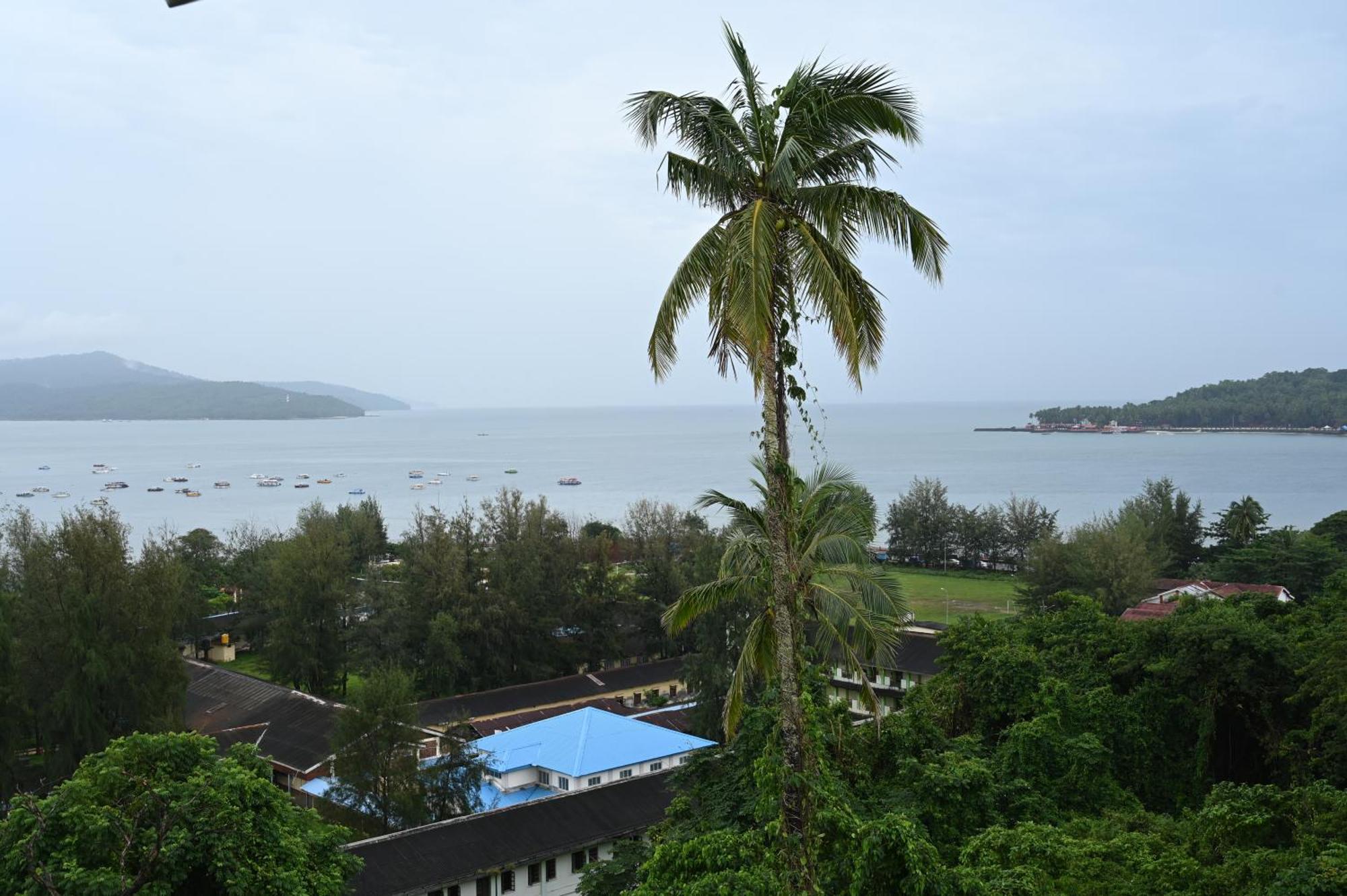 Appartement Royal Seaview Residency à Port Blair Extérieur photo
