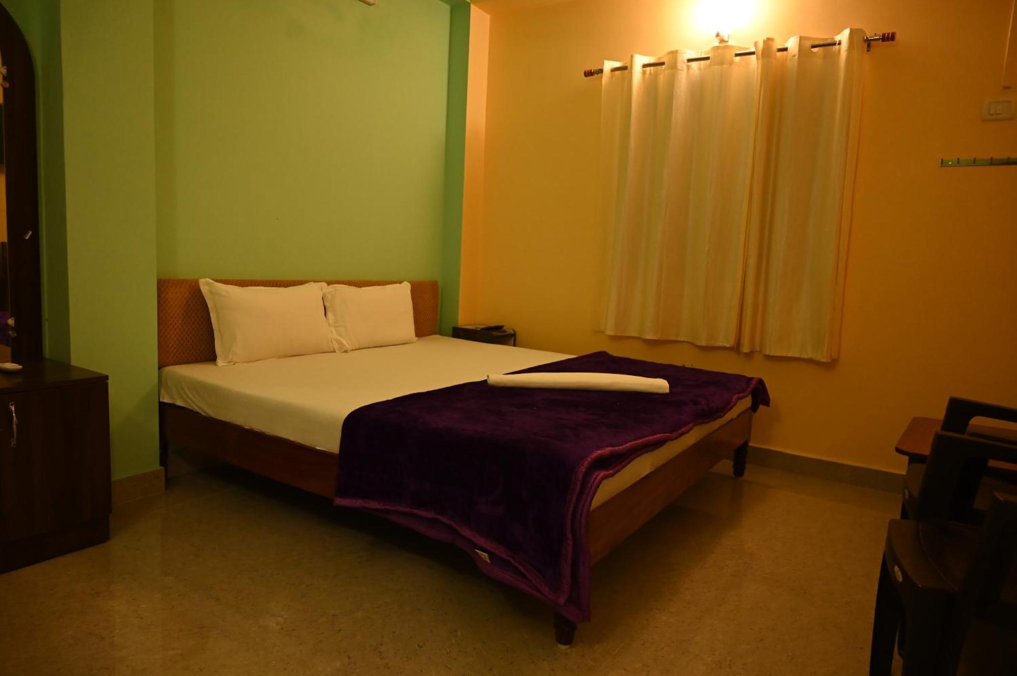 Appartement Royal Seaview Residency à Port Blair Extérieur photo