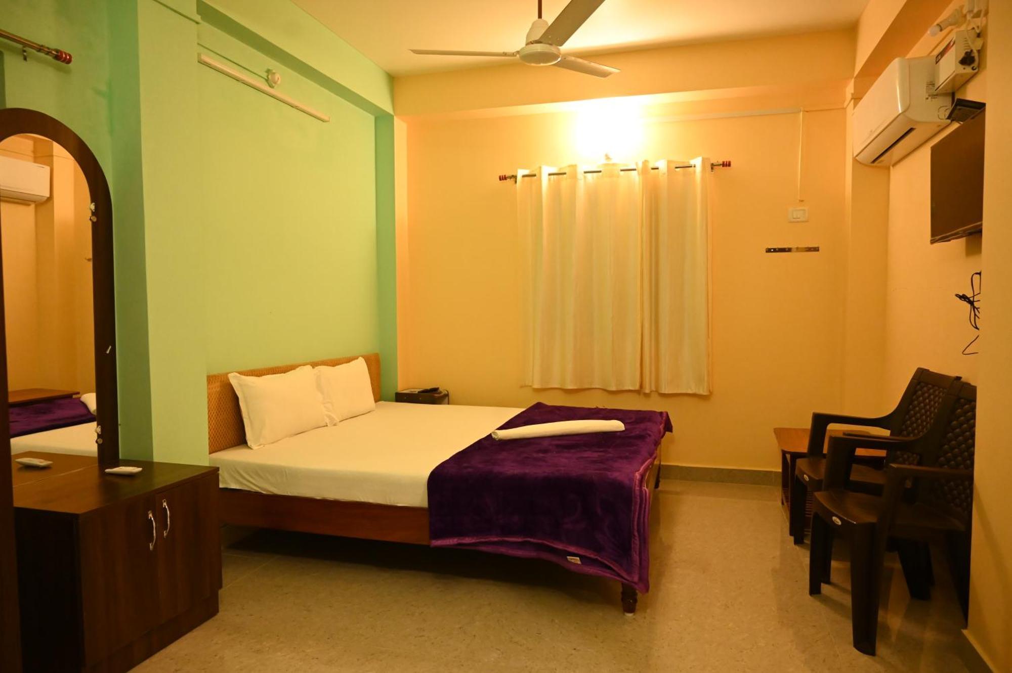 Appartement Royal Seaview Residency à Port Blair Extérieur photo